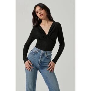 New ASTR the Label Reese Metallic Twist Front Bodysuit in Black Metallic Size S